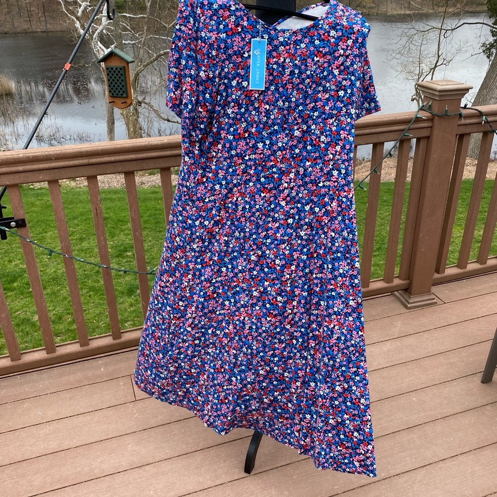 Cute Draper James floral print midi dress. Size XL. NWT.